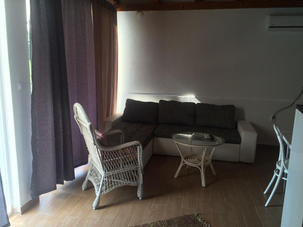 Apartments Lav Costas Херцег-Нови Экстерьер фото